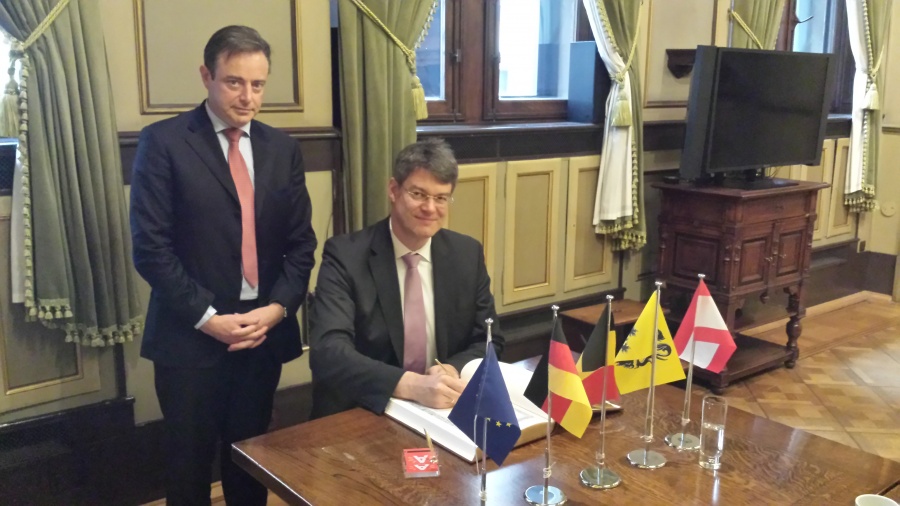 Eintrag in des Goldene Buch der Stadt Antwerpen